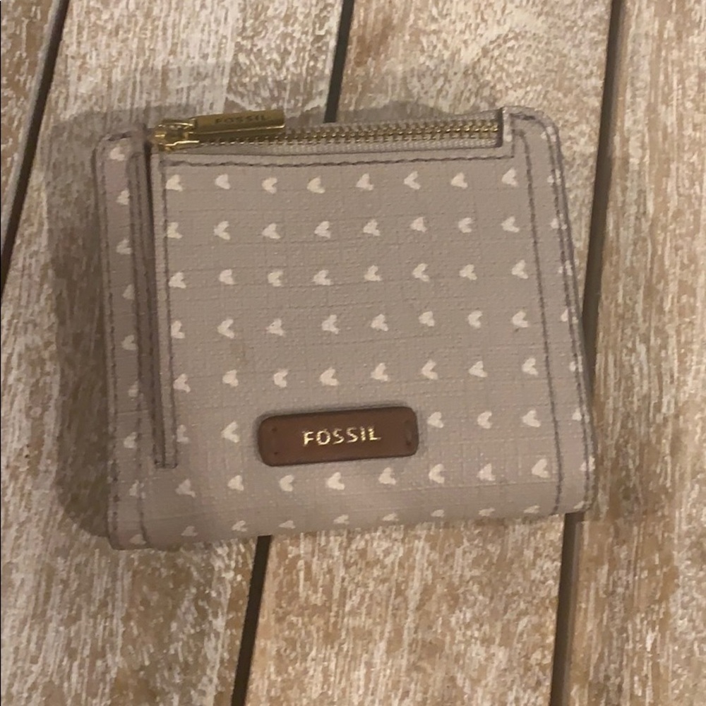 Lightly used Fossil wallet!